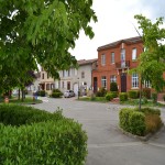 Place du village 2.jpg